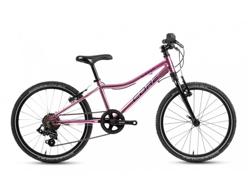 core20alnipperrevo6crrose Core 20" 20" Al Nipper, Revo-6, chromovaný rosé, vidlice Al, pláště Kenda 1.50 (6.90kg)